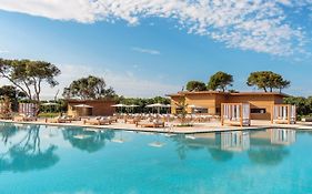 Radisson Blu Resort  5*